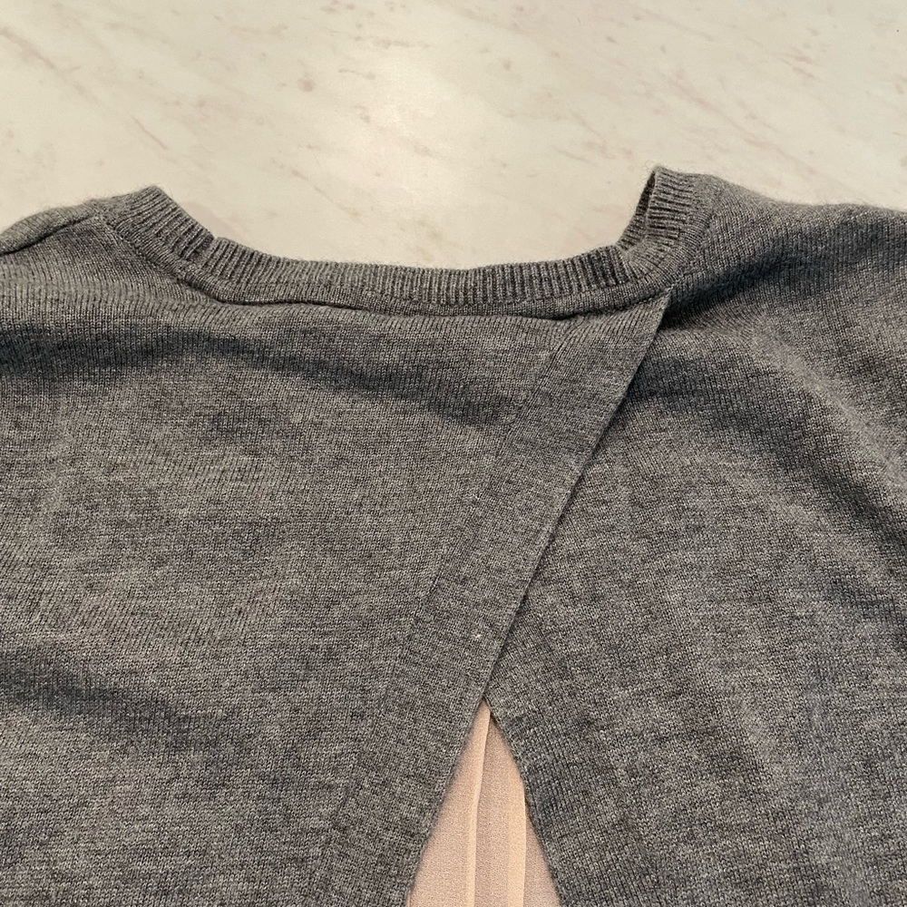 Chelsea28 Grey Sweater with Sheer Pink Accordion Hem Split Back Size Small - Picture 5 of 8